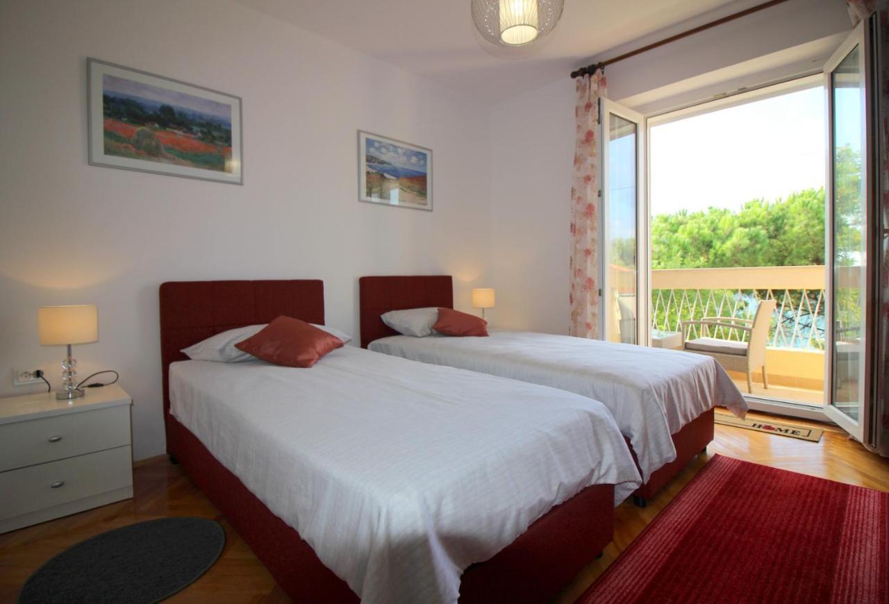 Apartment Agata In City Center Poreč Exterior foto